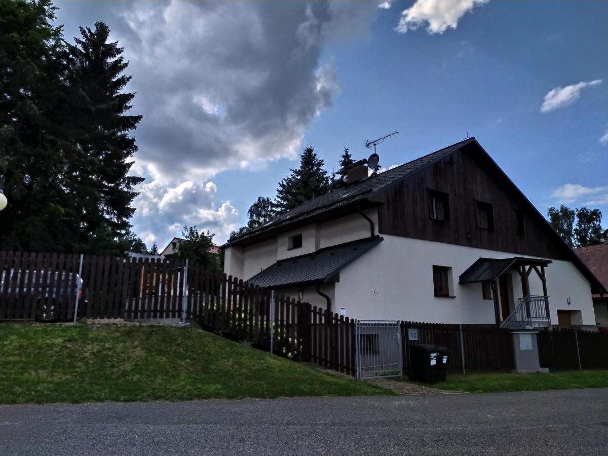 Haus Tolstejn Appartement Jiřetín pod Jedlovou Buitenkant foto