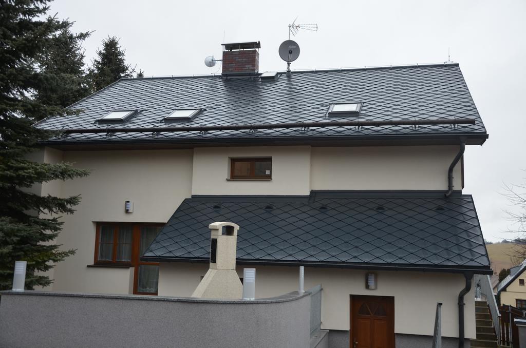 Haus Tolstejn Appartement Jiřetín pod Jedlovou Buitenkant foto