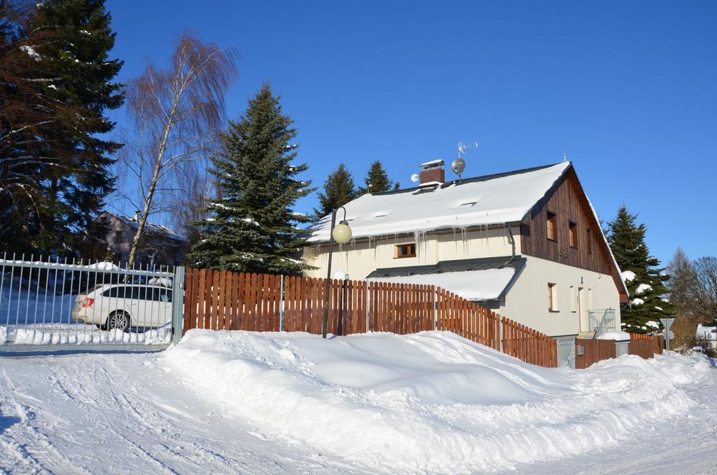 Haus Tolstejn Appartement Jiřetín pod Jedlovou Buitenkant foto