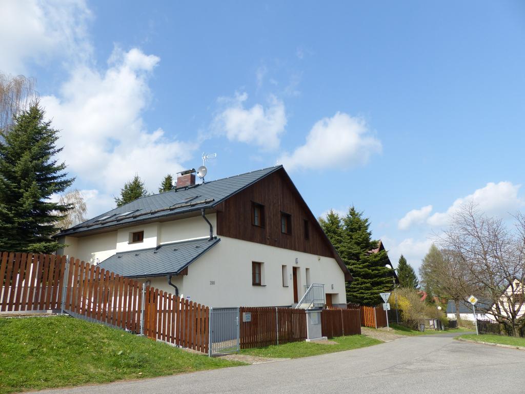 Haus Tolstejn Appartement Jiřetín pod Jedlovou Buitenkant foto