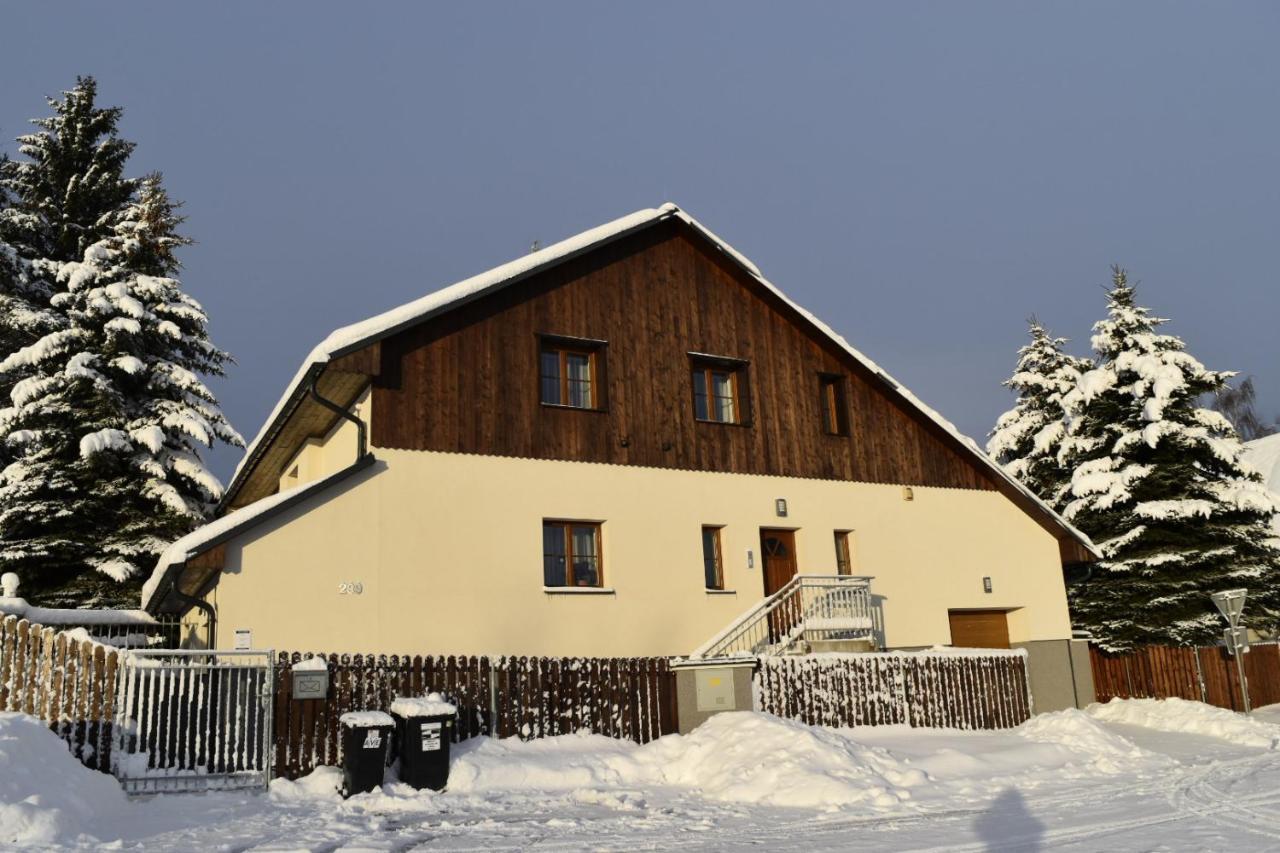 Haus Tolstejn Appartement Jiřetín pod Jedlovou Buitenkant foto